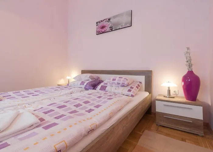 Cozy In Center Epicenter! Appartamento *